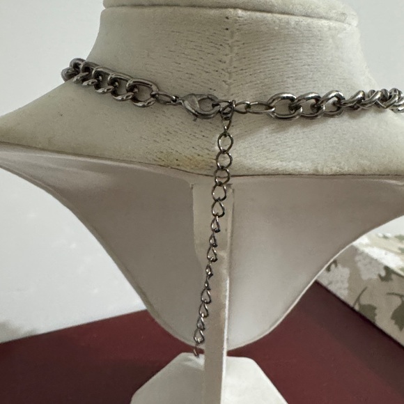 🔥SALE🔥 Chunky Beaded Statement Necklace Crystal Bead Necklace Silver tone Smokey - Picture 3 of 3